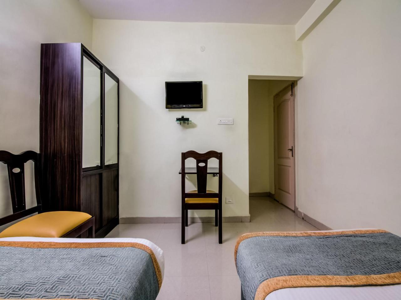 Fabhotel Evlewt Omr Siruseri Bagian luar foto