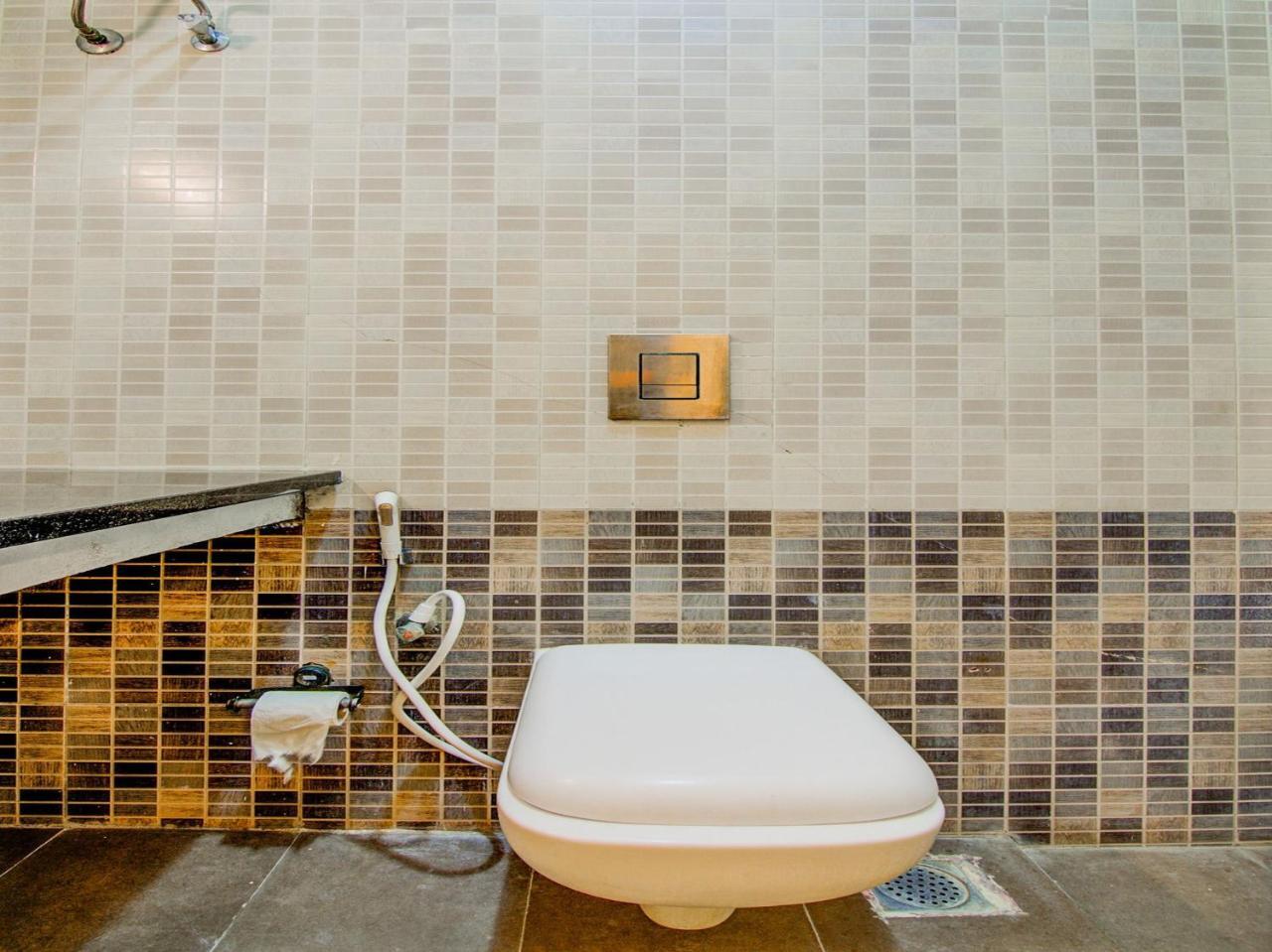 Fabhotel Evlewt Omr Siruseri Bagian luar foto