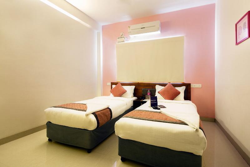 Fabhotel Evlewt Omr Siruseri Bagian luar foto